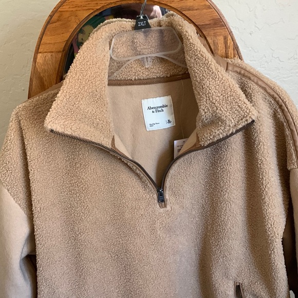 Abrocrombie fleece jacket - Picture 1 of 4